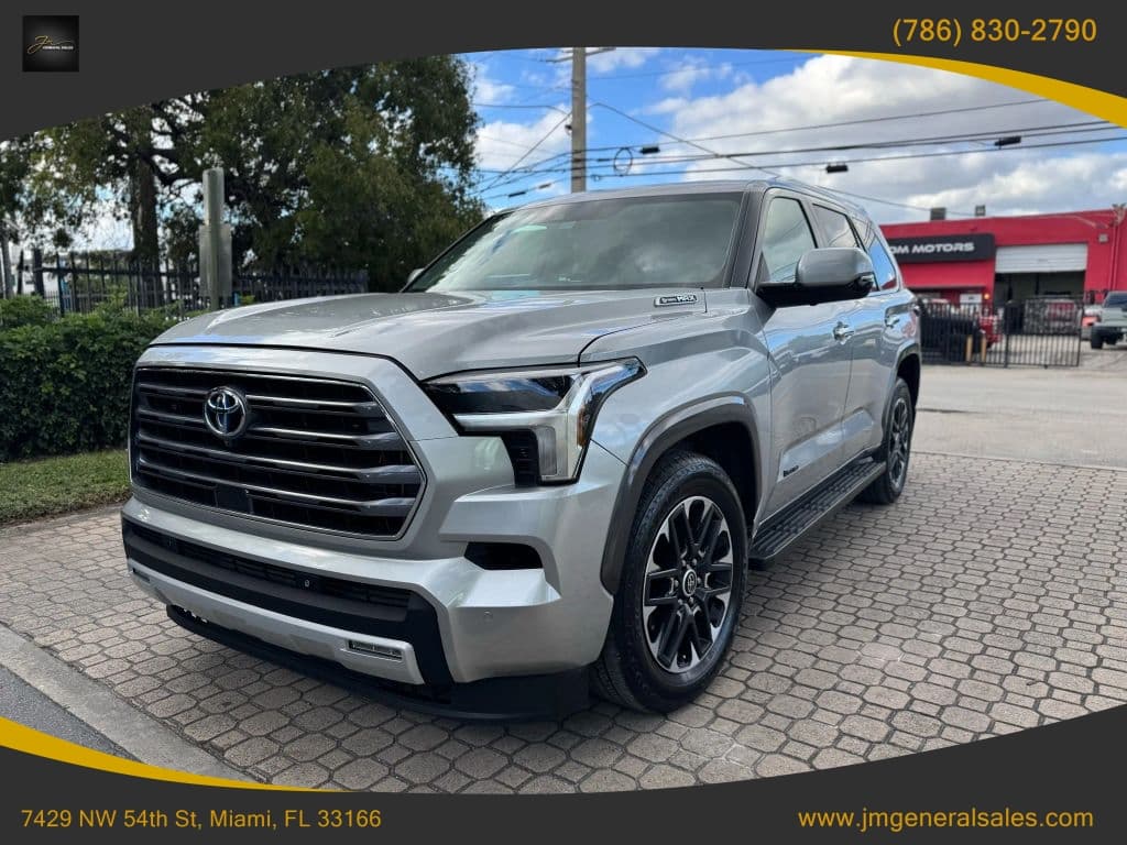 2024 Toyota Sequoia — photo 1